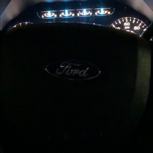 Meet your Posher, Marc